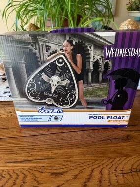 SwimWays Wednesday Black Pool Float - Oversized Heart Planchette